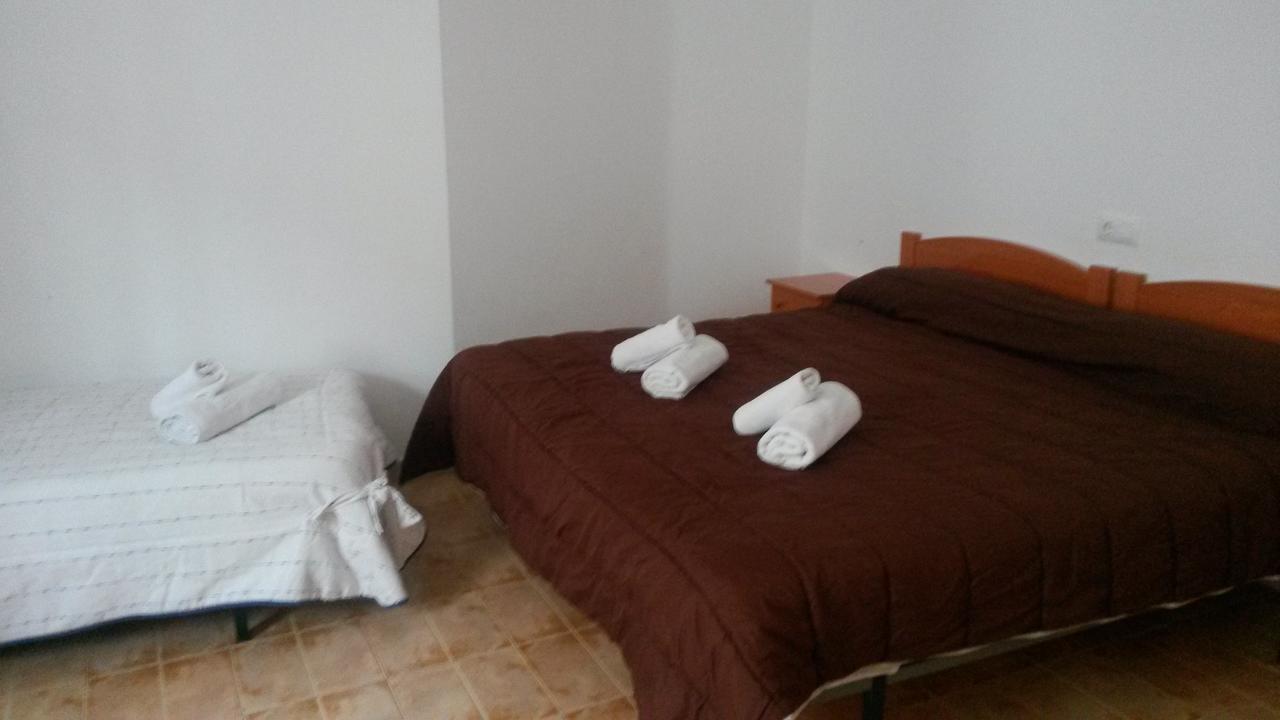 Hostal Virgen Del Pilar Baza Eksteriør bilde