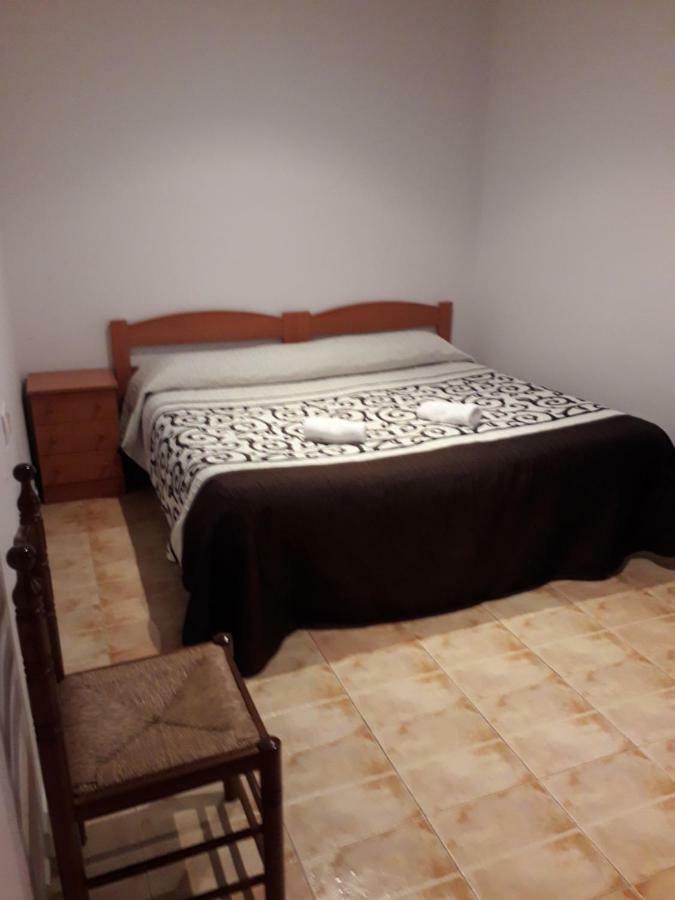 Hostal Virgen Del Pilar Baza Eksteriør bilde